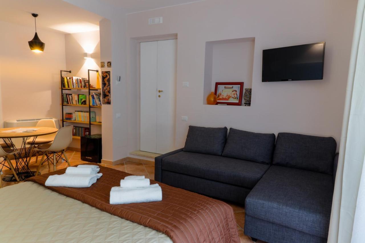 Hotel Bed&Book Matera Exterior foto